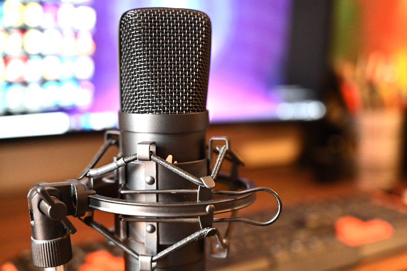 What is a condenser microphone?